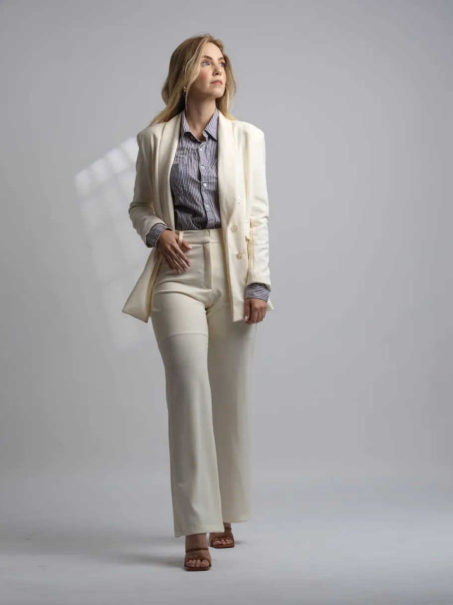 White noise suit
